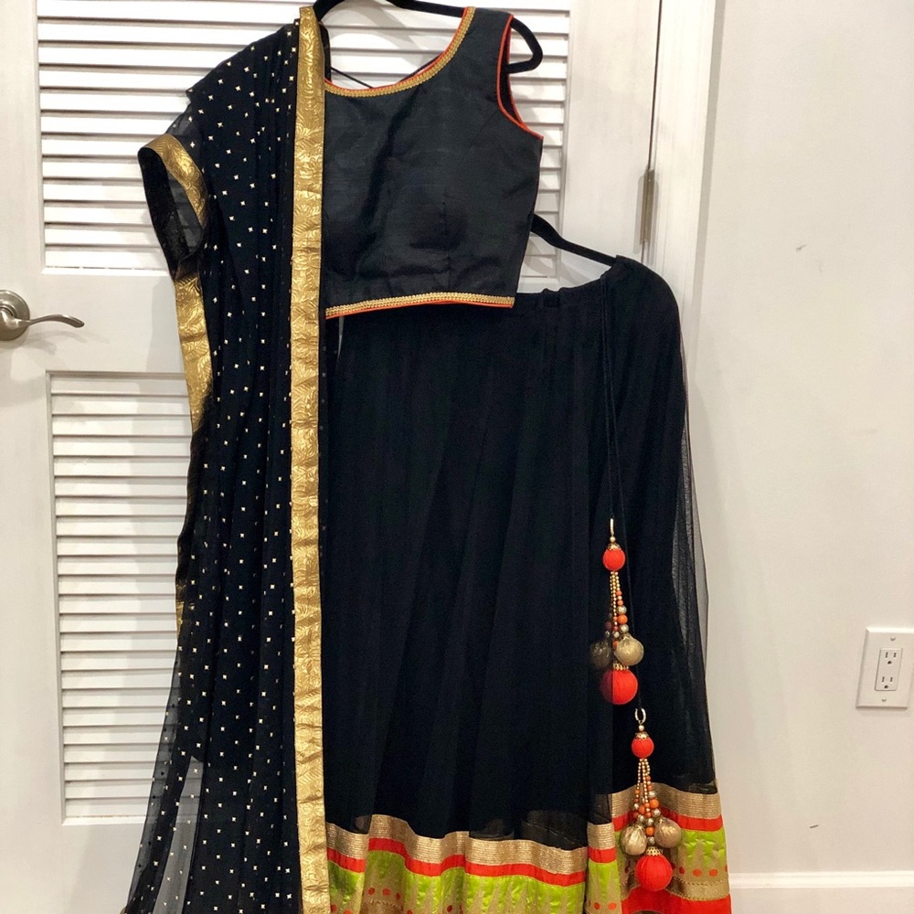 Lahenga/ ghaghra choli, New